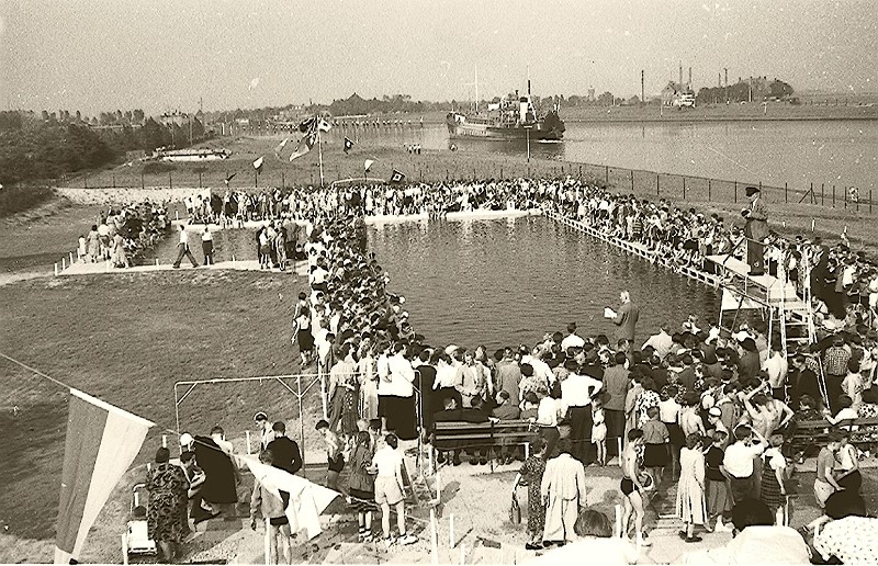 Datei:Brunsbüttel 2 320.jpg