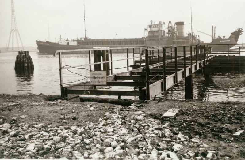 Datei:Dr.hc Krueger-03.jpg