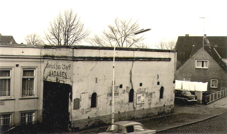 Datei:Zur Post Garage1.jpg