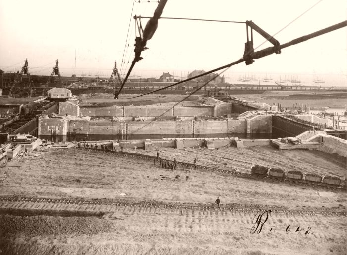 Datei:642-Schleusenbaustelle 12.9.1913.jpg