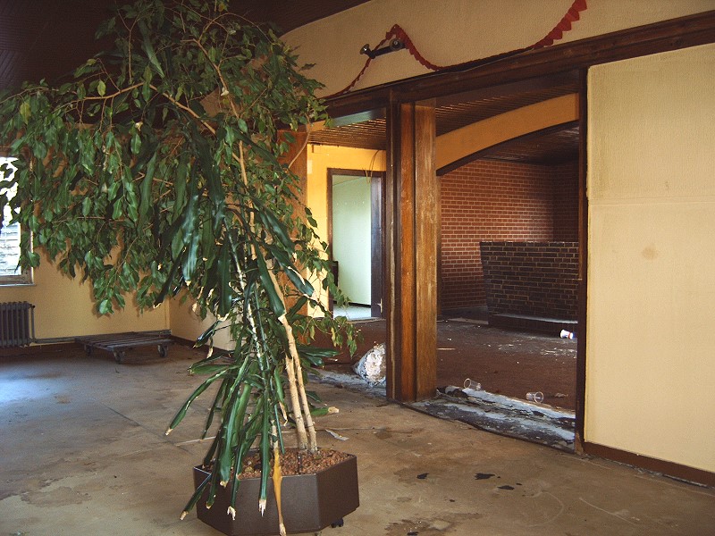 Datei:05-(UB)-Sportcasino Abriss - 06-07-25 - 30.jpg