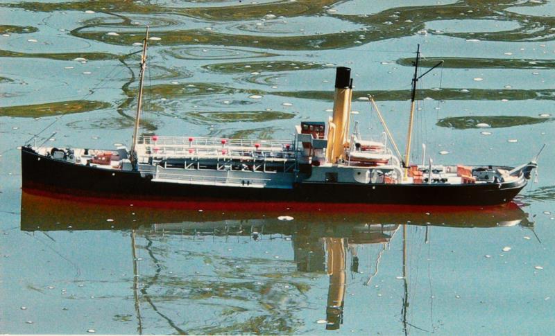 Datei:Titan-Modell-1-60-Hugo Sannek.jpg