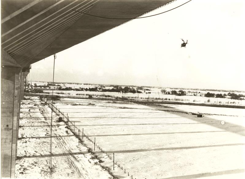 Datei:Hochbruecke Brunsbuettel-003.jpg