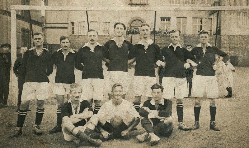 Datei:Friedrich Fries 1921-1.jpg