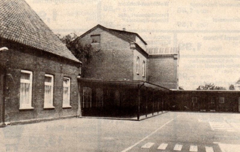 Datei:Schulstr2+4, Zeitung.jpg