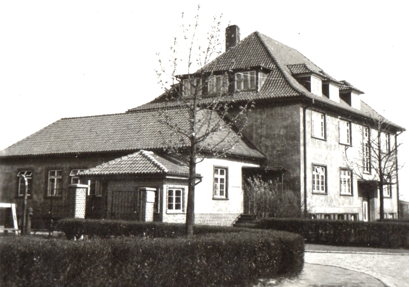 Datei:1936-Marinenebenzeugamt,KB-Gebäude1.jpg
