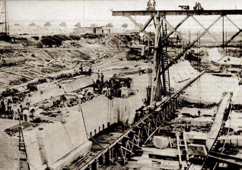 Datei:Baugrube Alte Schleuse-1892.jpg