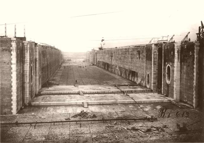 Datei:613-Nordschleuse 24.7.1913.jpg