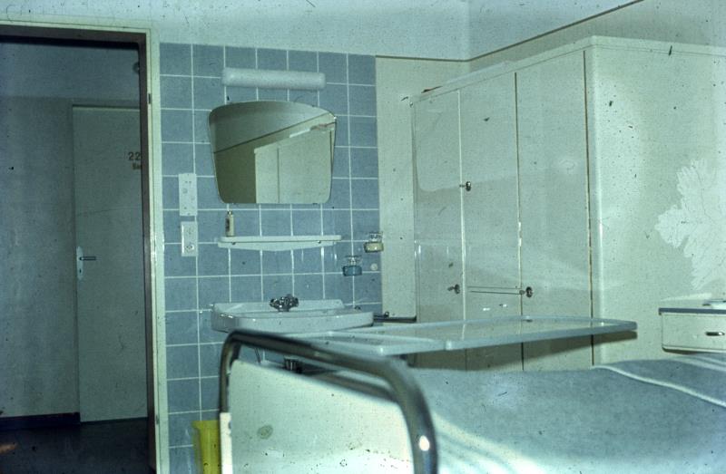 Datei:Innere Abteilung.jpg