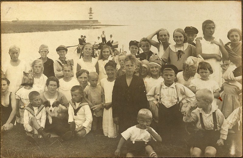 Datei:Badeanstalt Alten Hafen-1.jpg