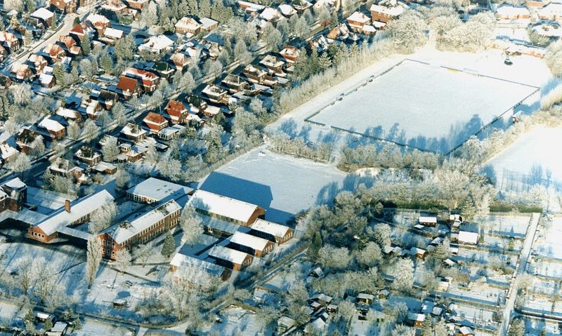 Datei:191-33A-Grundschule, Stadion-Goethe.jpg