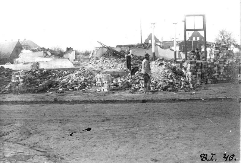 Datei:046-Abbruch Laden Spar-und Bauverein-1909.JPG