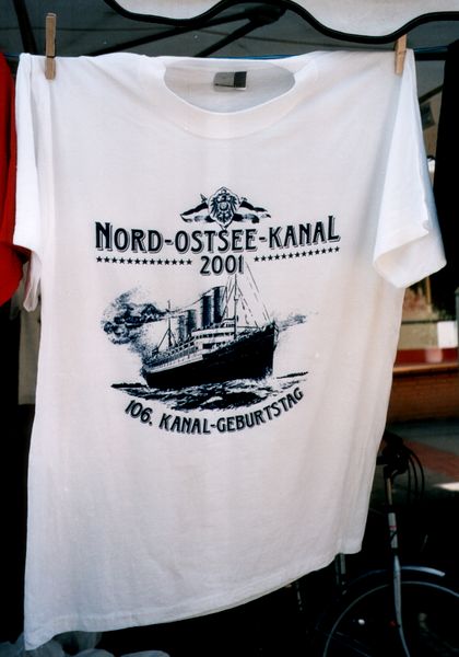 Datei:106 Jahre-NOK-Hemd.jpg