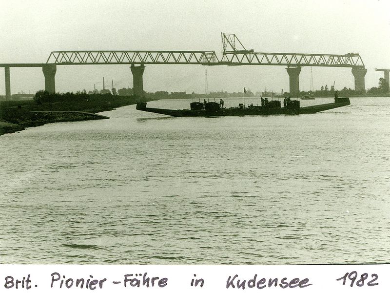 Datei:160-Hochbrücke Brunsbüttel 1982.jpg