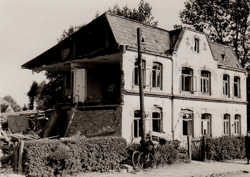 Datei:Gilbertstraße 1944-UBi.jpg