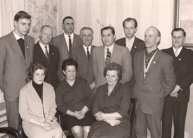 Datei:Vorstand DRK-Brb-1970er-Foto.jpg