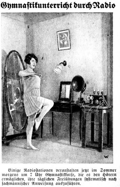 Datei:1926-06-04 294a Gymnastikunterricht.jpg