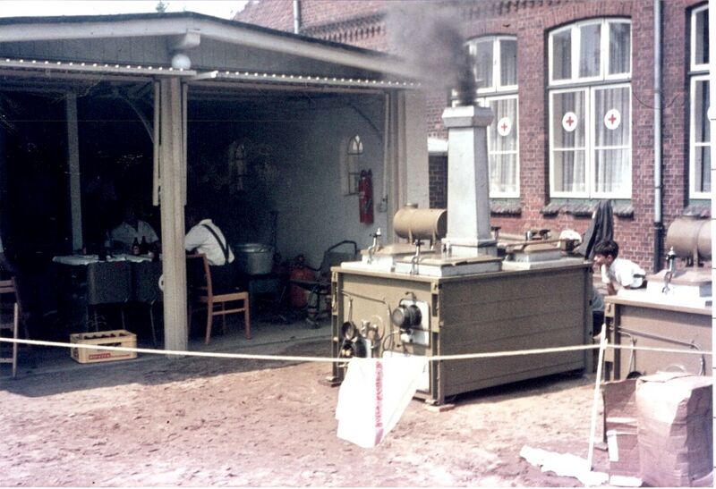 Datei:Schulstraße 38-Gulaschkanone-1970er.jpg