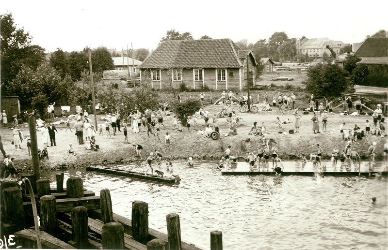 Datei:Badestelle Fähranleger Brbkoog Nord.jpg