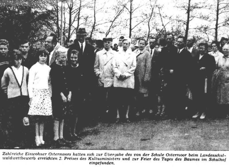 Datei:1966.05.10-Ostermoor Schulwald.jpg