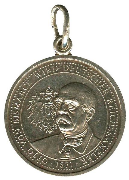 Datei:Hoehepunkte dtsch. Geschichte-B2.jpg