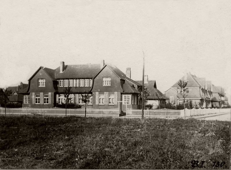 Datei:NEUE SCHLEUSE I-130.jpg