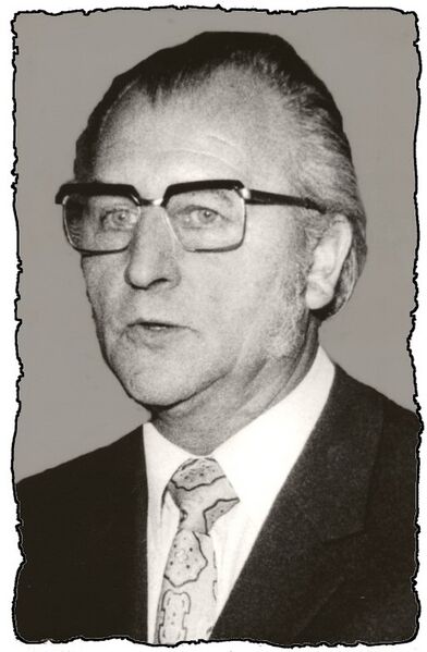 Datei:Dr.Fritz Lorenz-Rahmen.JPG