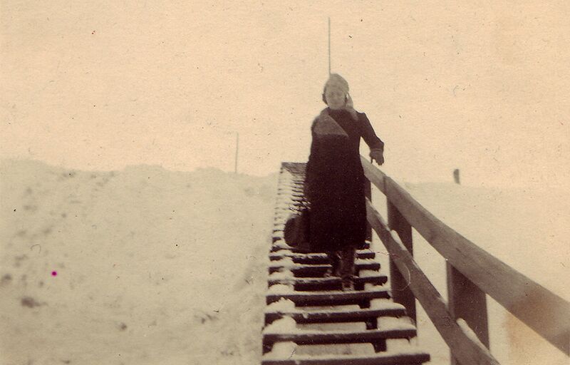 Datei:Treppe zum Deich-1940er.jpg