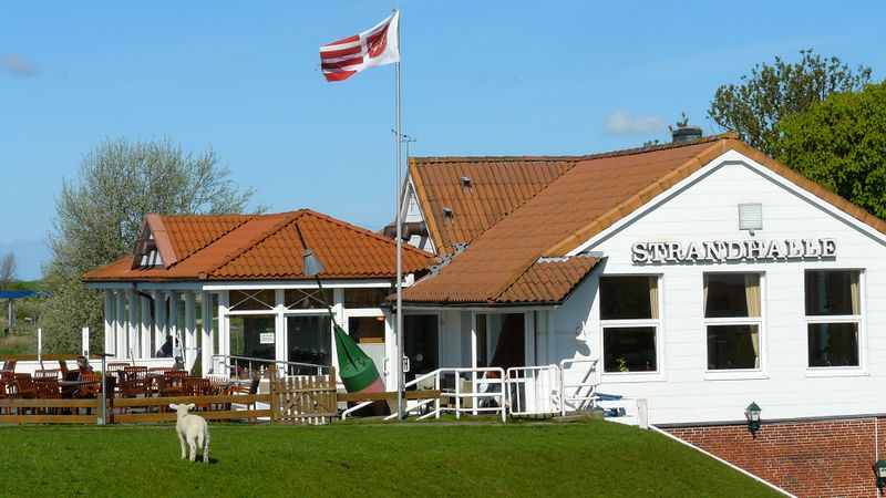 Datei:Strandhalle I.jpg