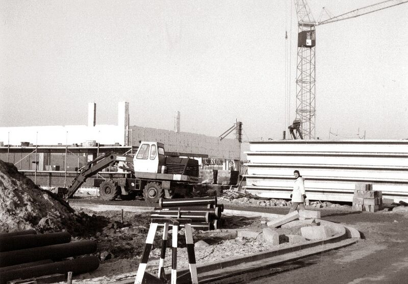 Datei:LF-Bauphasen 1974-5d-sw.jpg