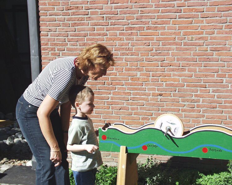 Datei:Kinderfest WSA-2004.jpg