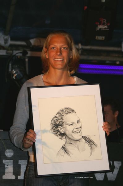 Datei:Oeser looft800pix.jpg