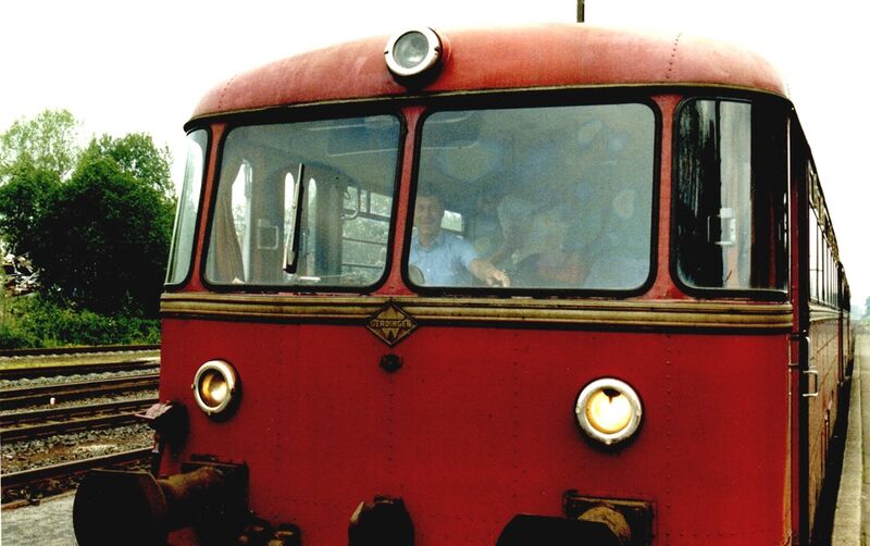 Datei:Bahn Schienenbus-7-MJ.jpg