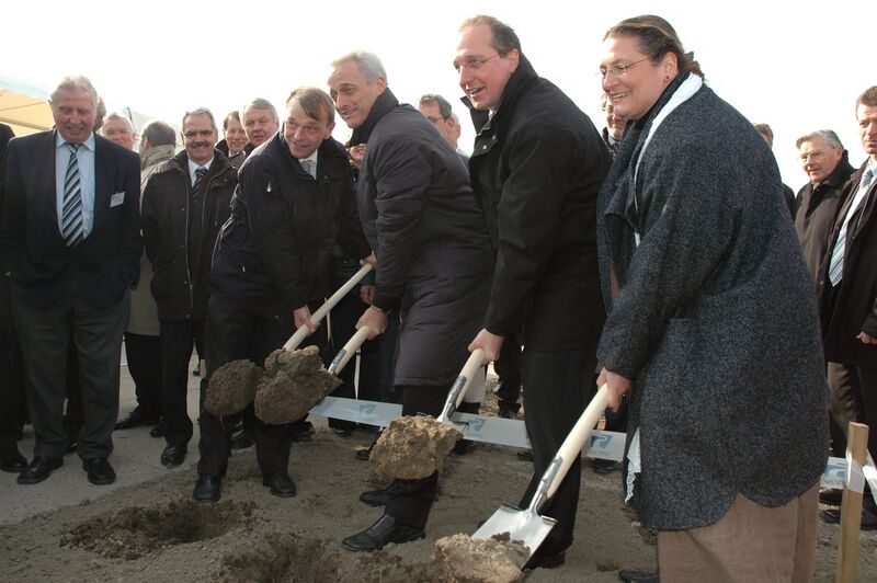 Datei:Spatenstich ramsauer.JPG