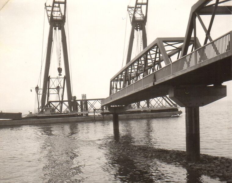 Datei:Bau Elbefähre 1968-11.jpg