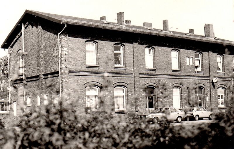 Datei:Brb-Süd-Bahnhof 1983.jpg