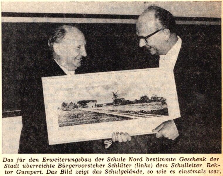 Datei:Volksschule Nord-1966.10.13-Gumpert,Schlüter.jpg