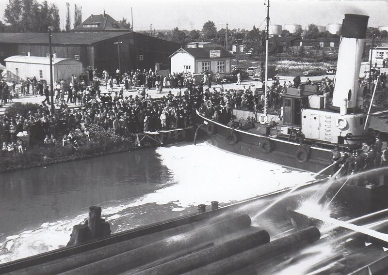 Datei:103-Kreisfeuerwehrtag 1956a.jpg