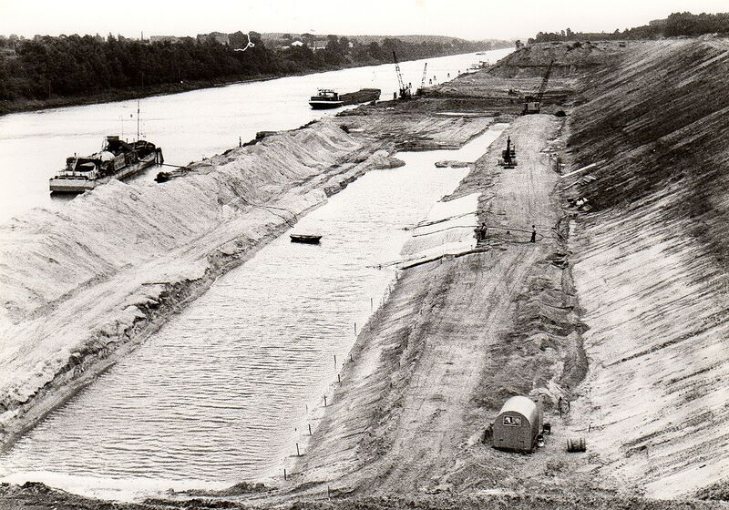 Datei:Kanalverbreiterung 1966-1.jpg