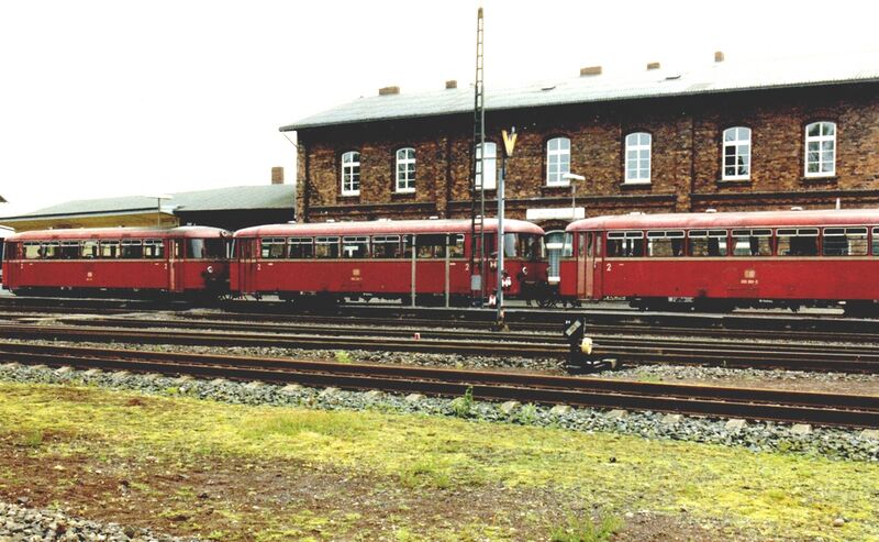 Datei:Bahn Schienenbus-2-MJ.jpg