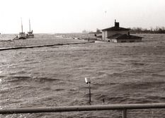 Sturmflut 1976-Krabbenschuppen-1.jpg