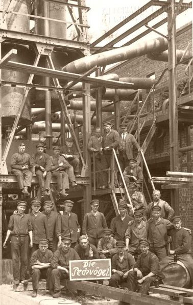 Datei:Pechvögel der Mawag um 1925-Sendel.jpg