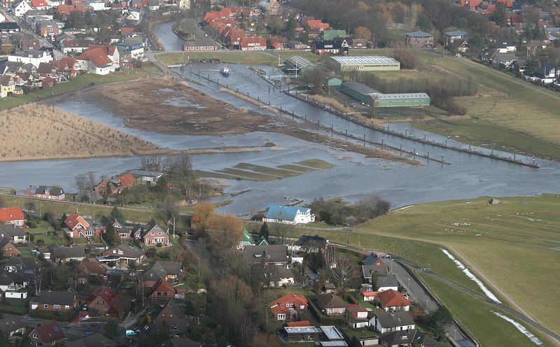 Datei:Luftaufnahme-2010-a.JPG