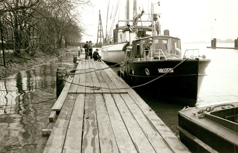 Datei:009 Yachthafen.jpg