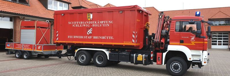 Datei:Fahrzeug Schiffsbrandbekämpfung.jpg